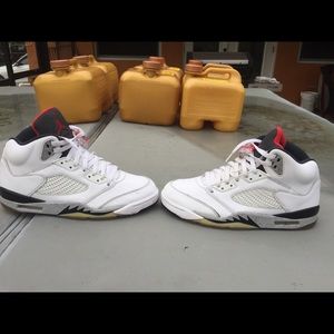 Jordan 5 white cement size 10.5